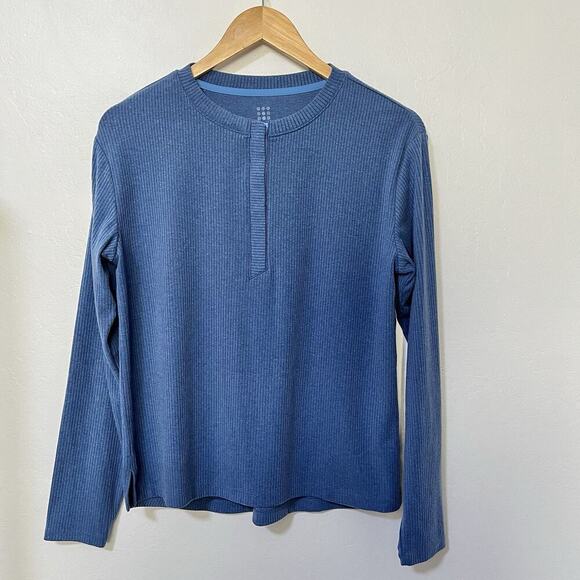 Title Nine Ossa Ribbed Long Sleeve Henley Top Size M Outdoors Gorpcore Women’s - Picture 2 of 8